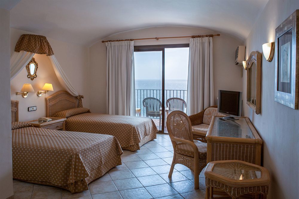 Hotel Cap Roig & Spa By Brava Hoteles Кастел Пладжа де Аро Екстериор снимка
